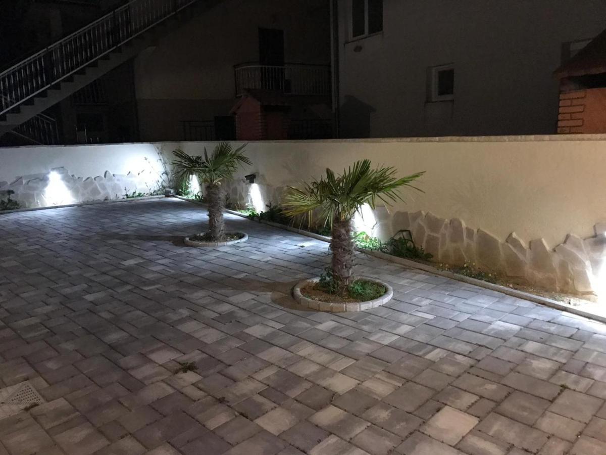 Apartmani Karla ซาบลาเช ภายนอก รูปภาพ